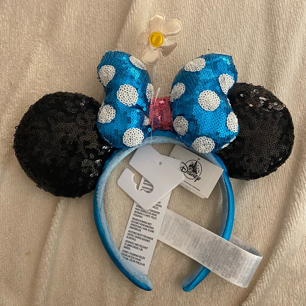 Disney parks Minnie Mouse ears new
